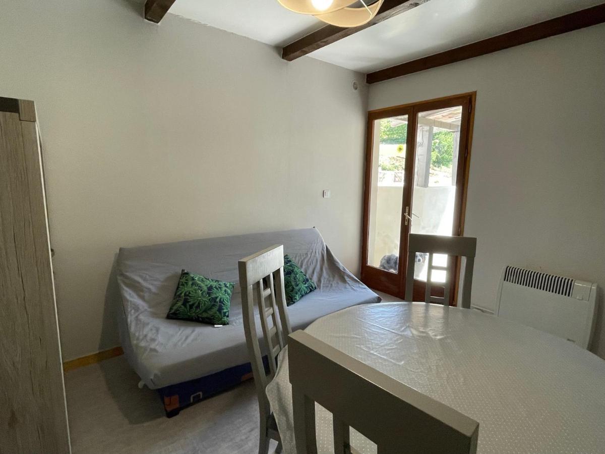 Domaine De Prefaissal Bed and Breakfast Mezel  Εξωτερικό φωτογραφία