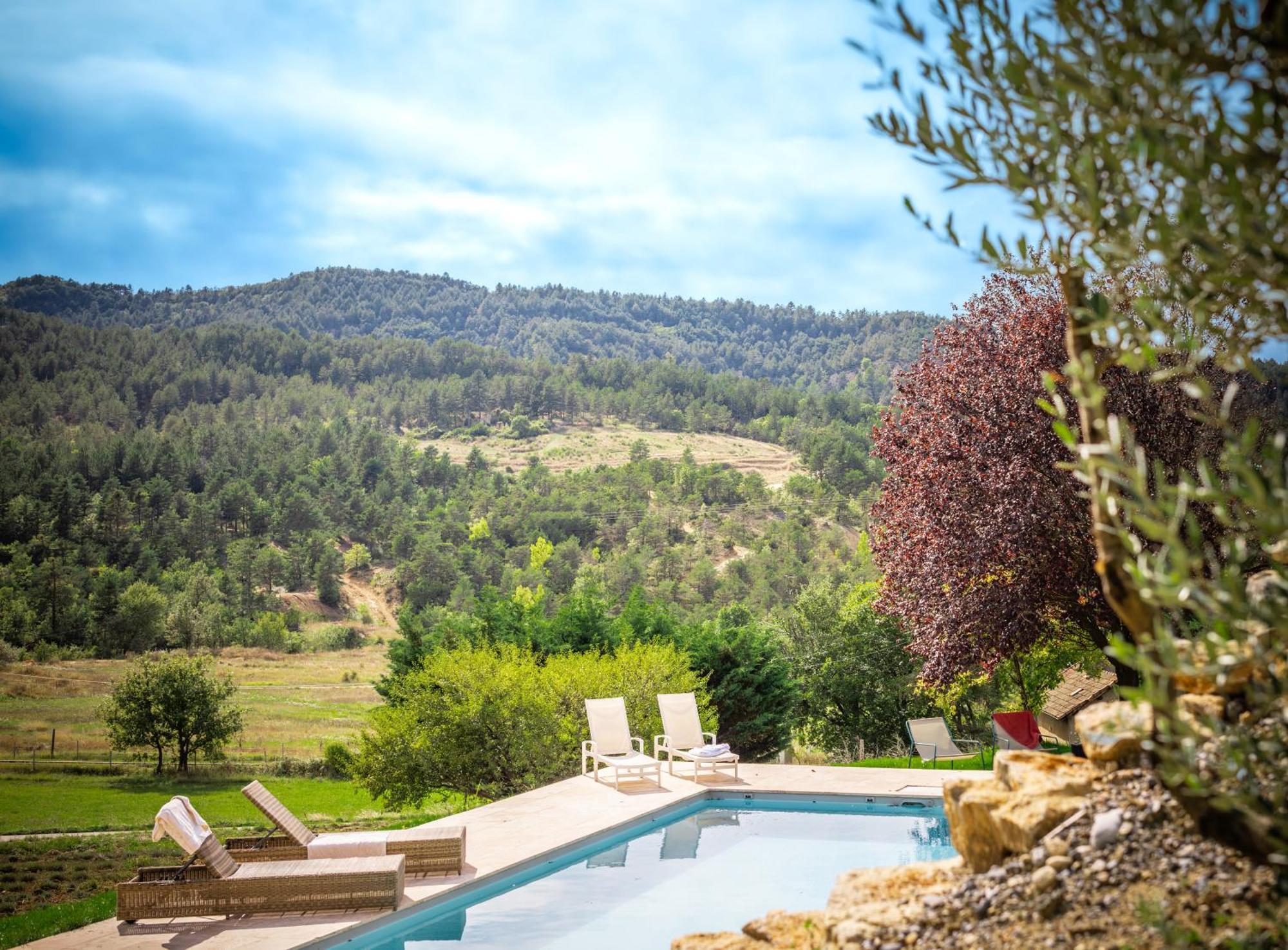 Domaine De Prefaissal Bed and Breakfast Mezel  Εξωτερικό φωτογραφία